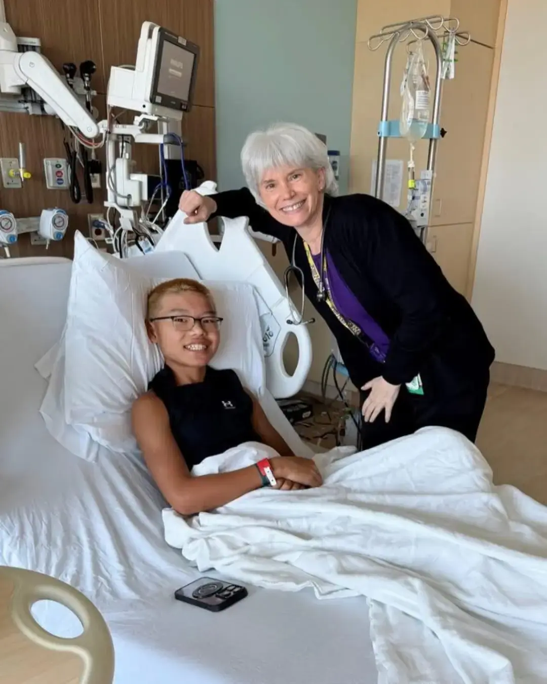 Una vida transformada: el viaje de un adolescente de Georgia hacia un futuro sin transfusiones de sangre